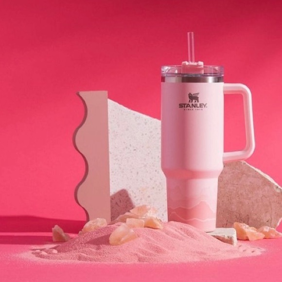 ❗️SOLD❗️Stanley Adventure Quencher Travel Tumbler - Picture 4 of 10